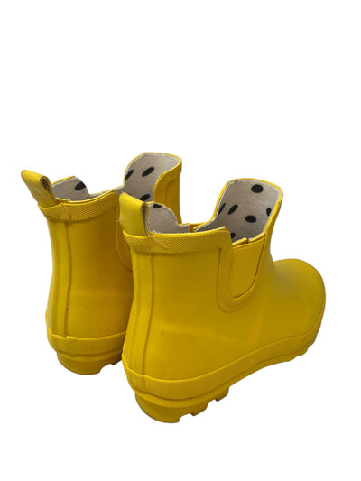 It's SO You Boutique Women Size 8 Yellow Booties