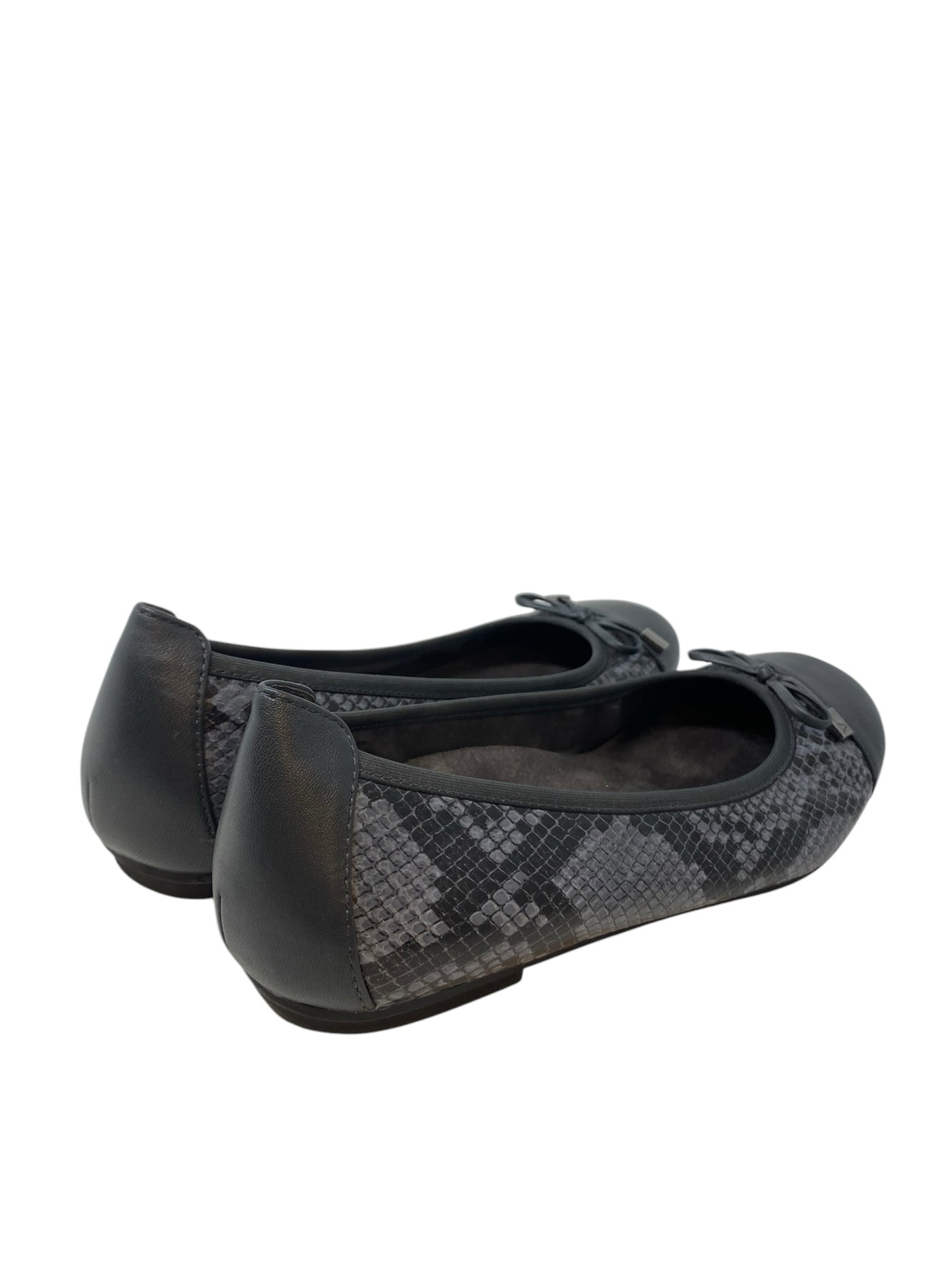 Vionic Women Size 9.5 Grey Print Flats