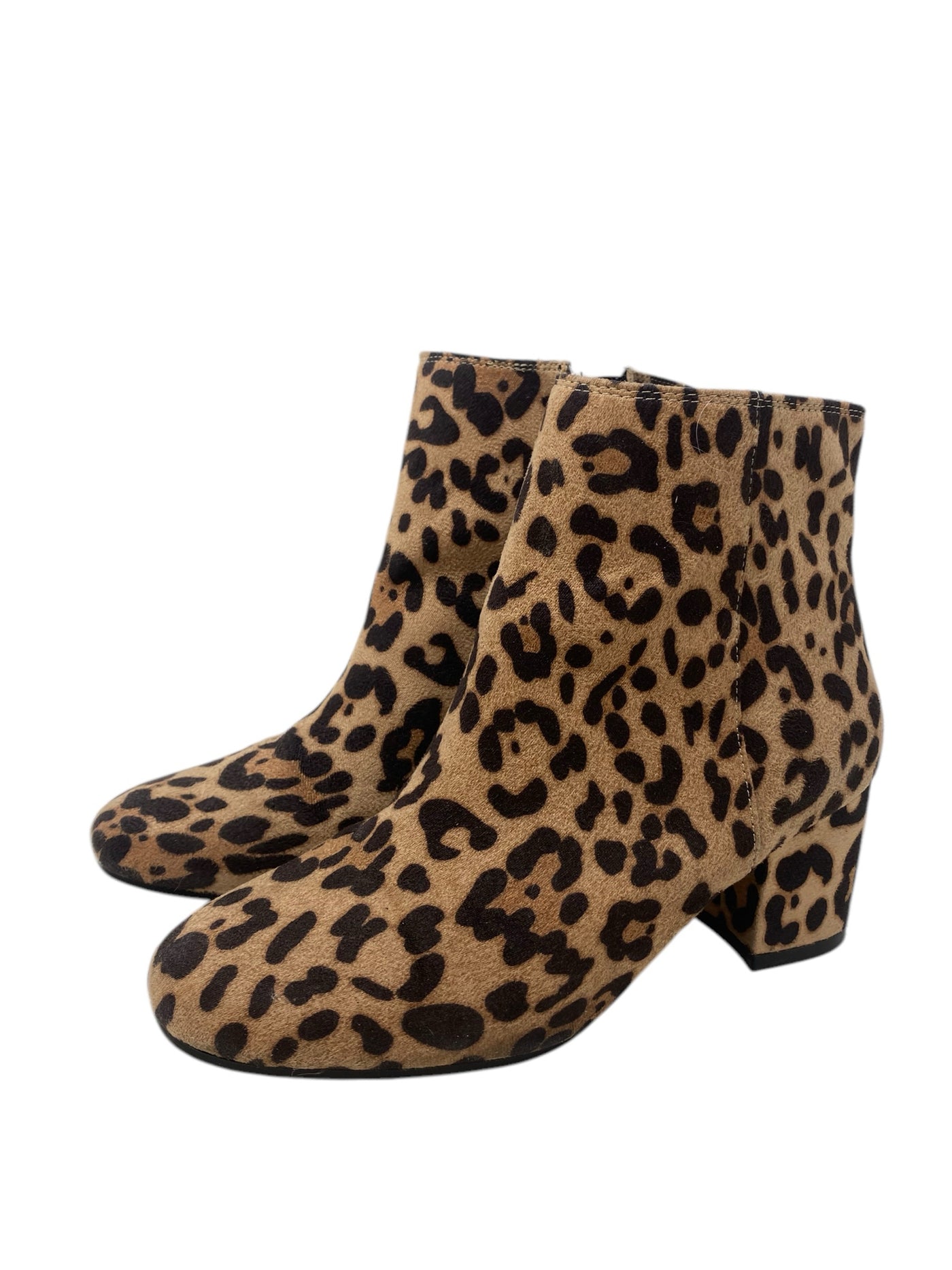 It's SO You Boutique Women Size 9 Animal Print Booties